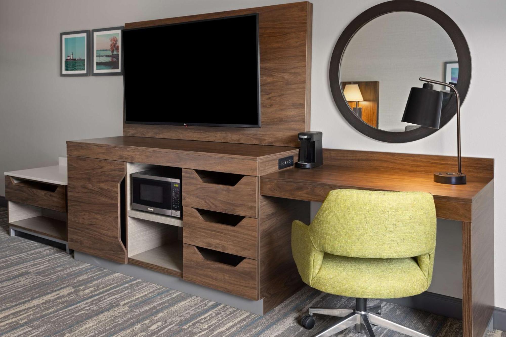 Hampton Inn Cleveland-Airport/Tiedeman Road Brooklyn Extérieur photo