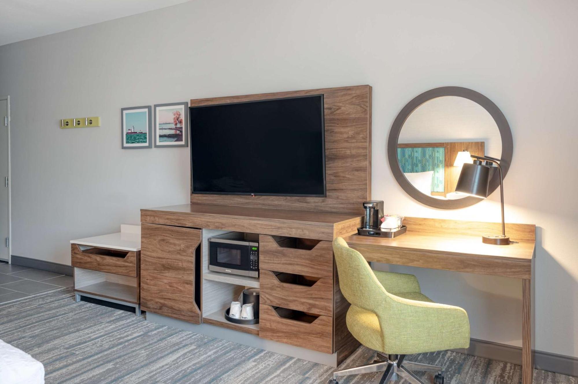 Hampton Inn Cleveland-Airport/Tiedeman Road Brooklyn Extérieur photo