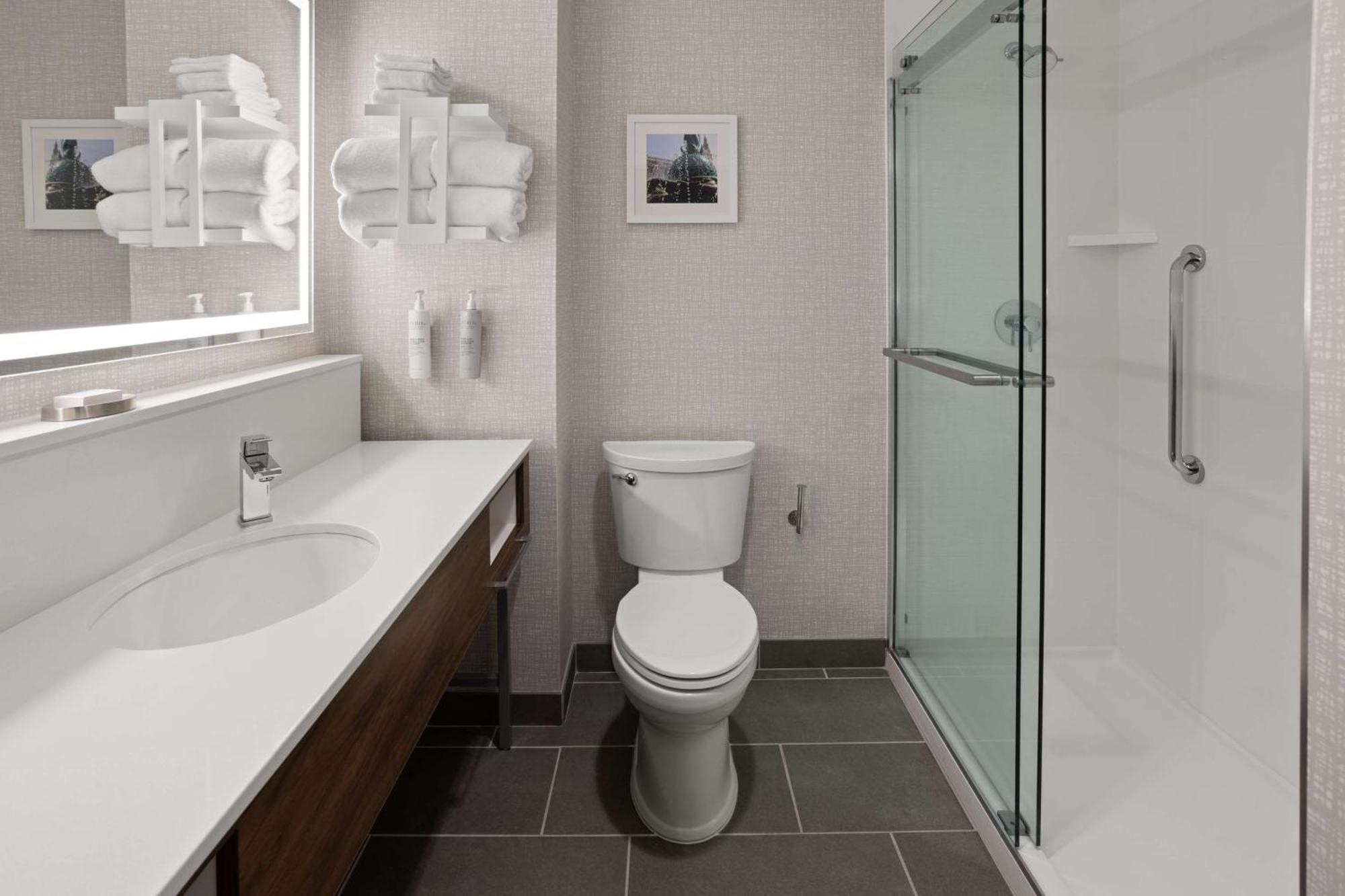 Hampton Inn Cleveland-Airport/Tiedeman Road Brooklyn Extérieur photo