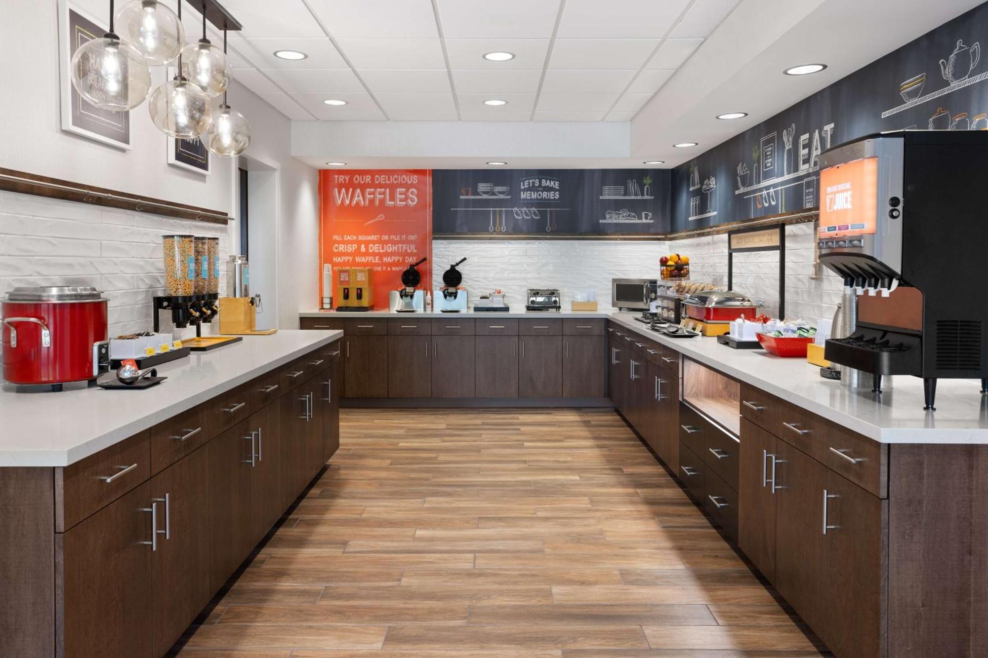 Hampton Inn Cleveland-Airport/Tiedeman Road Brooklyn Extérieur photo