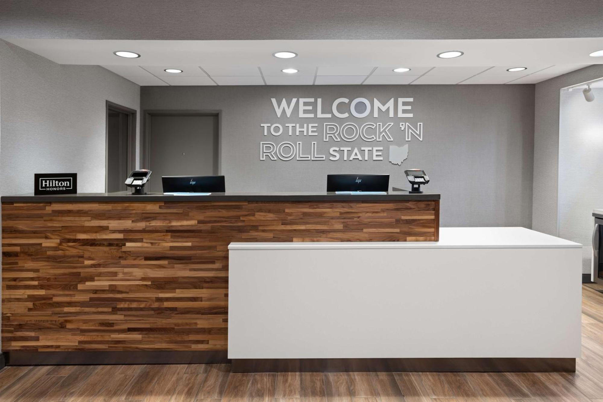 Hampton Inn Cleveland-Airport/Tiedeman Road Brooklyn Extérieur photo